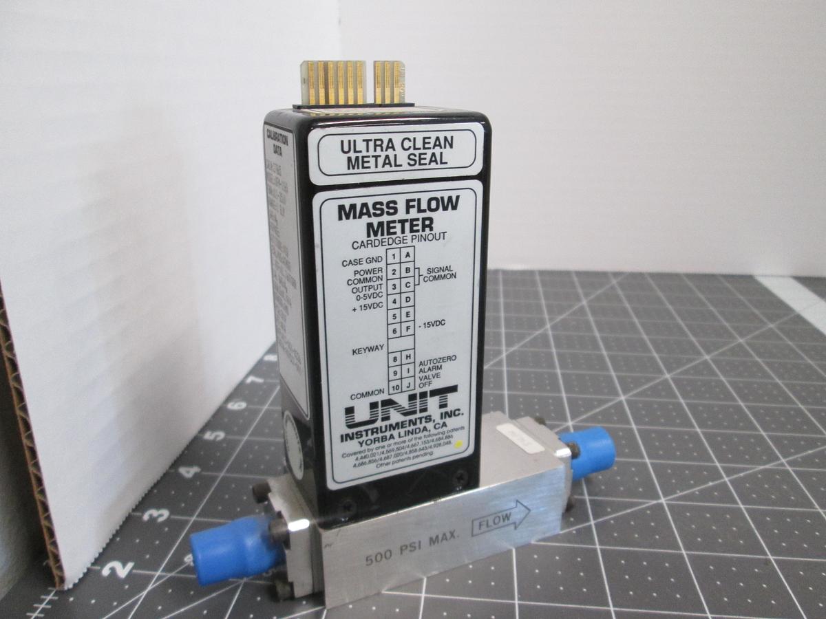 Used UNIT UFM-1160 Mass Flow Controller MFC N2 Nitrogen 1 SLM Semiconductor