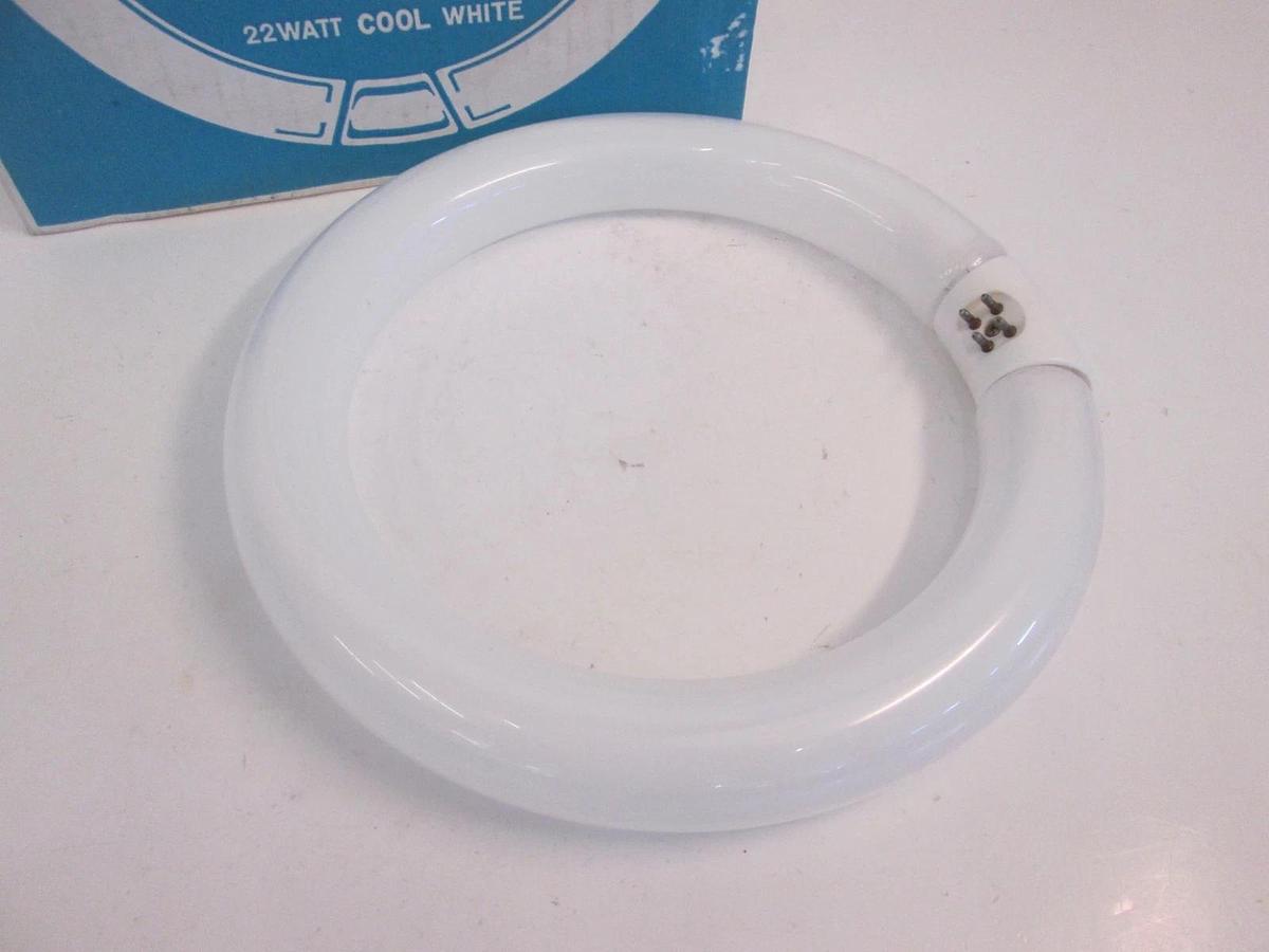 Used Panasonic Cool White Circular Fluorescent Lamp, FC8T9/CW/RS, New