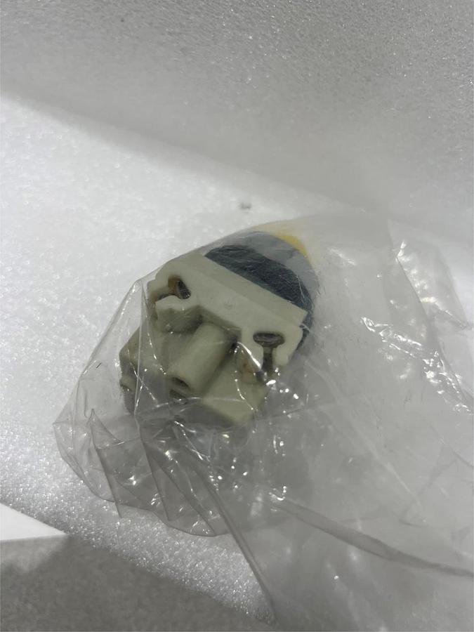 Used Square D, Class 9001, type KM35, 24-28V Switch, Used