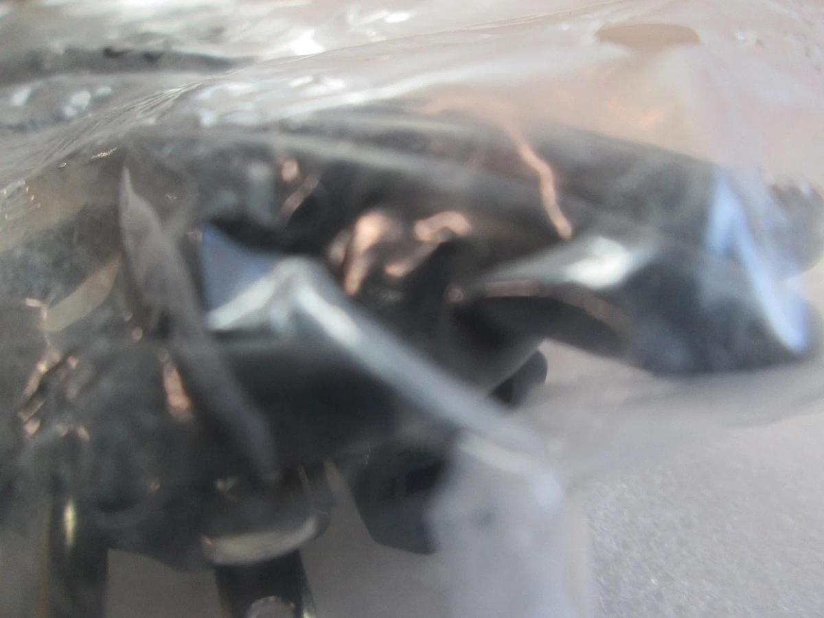 Used Dell, CN-06FI90-50587-02C-02NE-A01, AC Adapter, New