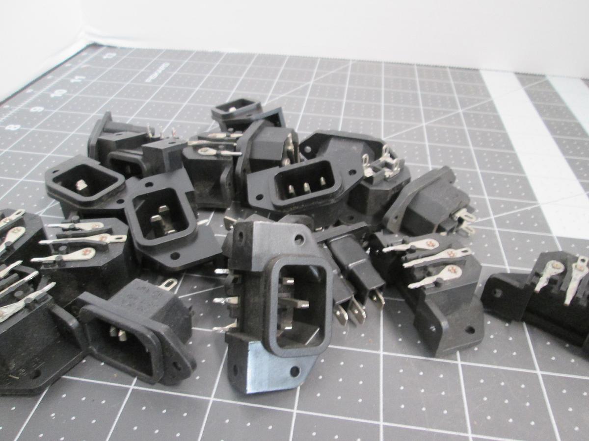 IEC 320 C14 panel-mount male power inlet socket NEW Lot of 20