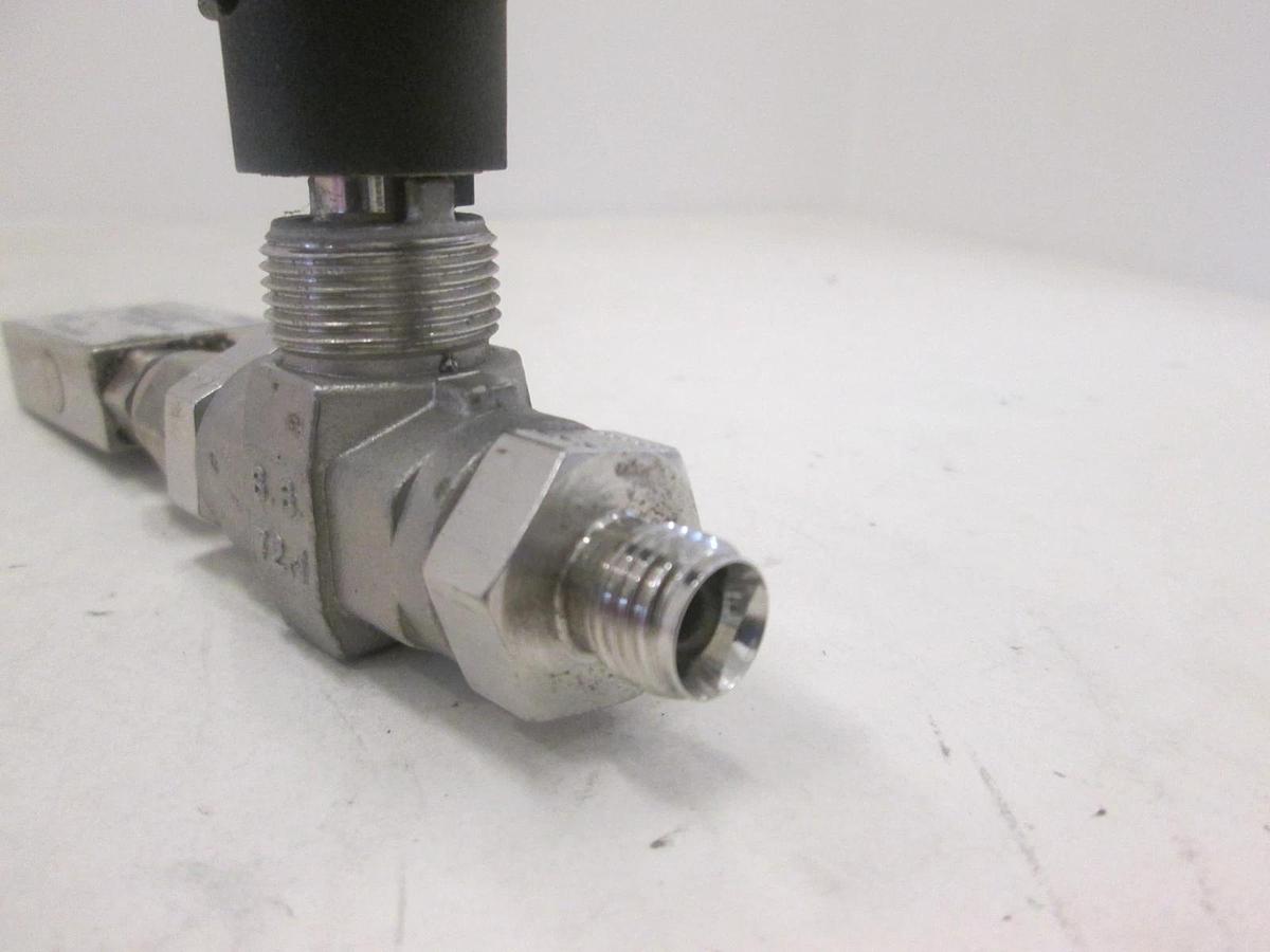 Used Parker, LV32, 72J, Valve w/ Semi Gas Systems Vent-Vac, Used