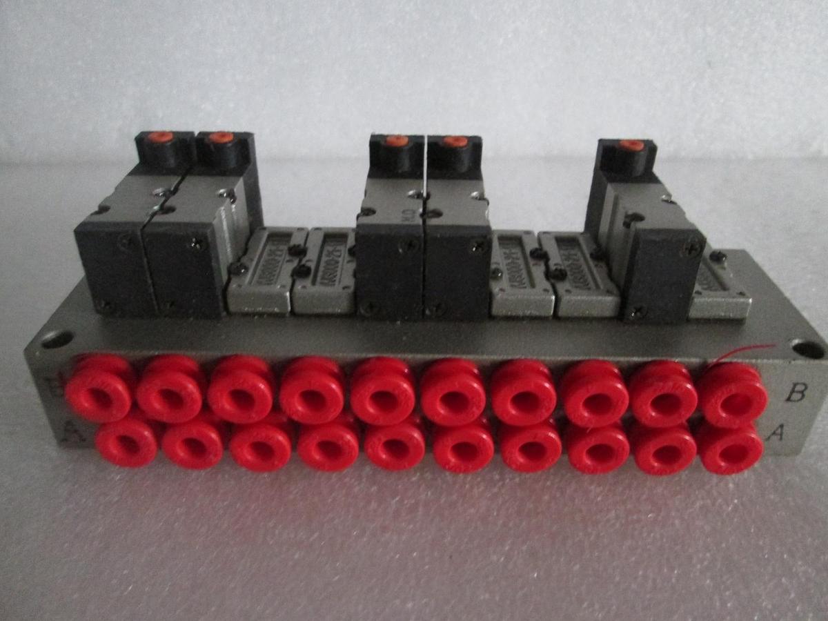 Used SMC, 10 Position Manifold Block Valve Assy w/ 5 Valves, Used