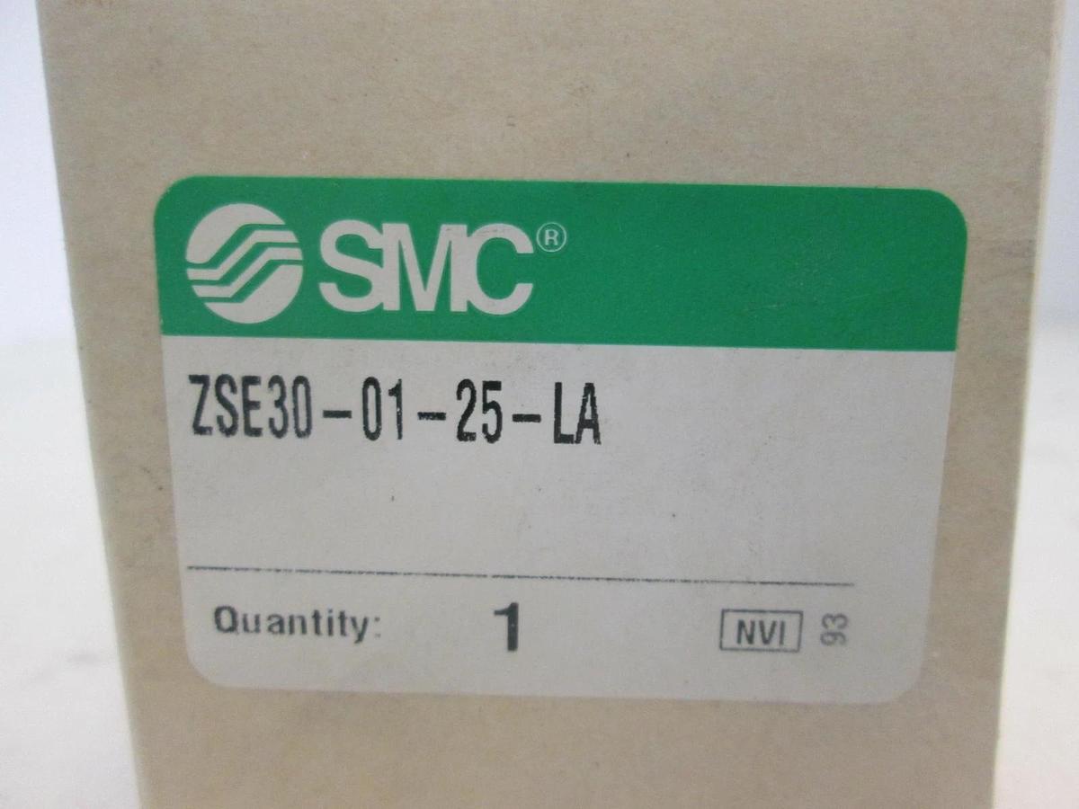 SMC, Pressure Switch, ZSE30-01-25-LA, New