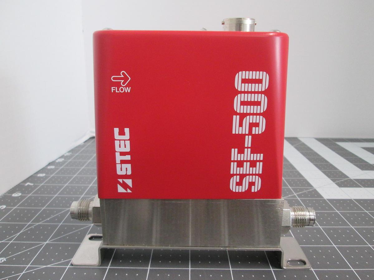 Used STEC, SEF-510, Mass Flow Meter 10 LM N2 Nitrogen MFC 1861043