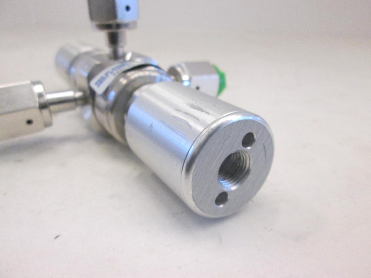 Used Veriflo, 944AOPLPNC, Double Actuator, 3 Way Valve, Used