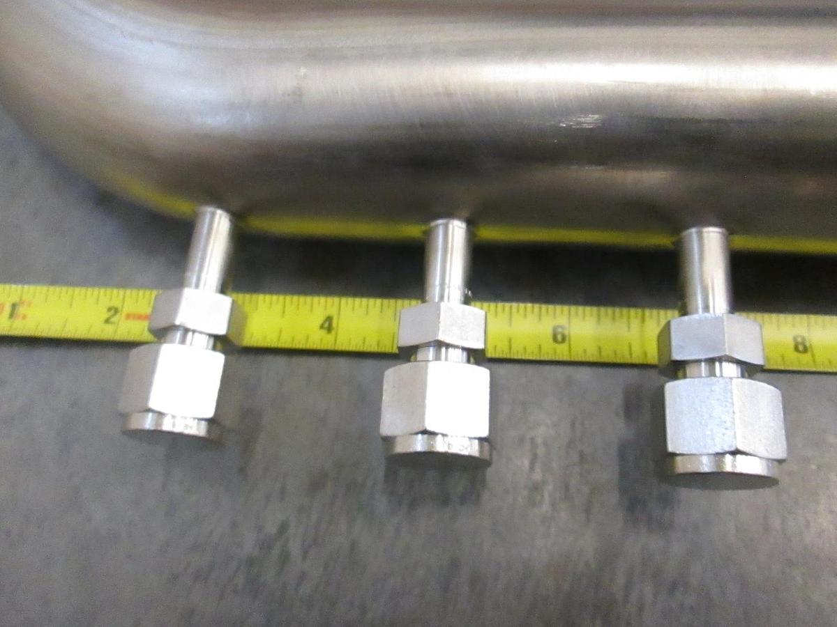 Used AMAT, 0050-32025, Elbow Vacuum Line with 5 Ports, New