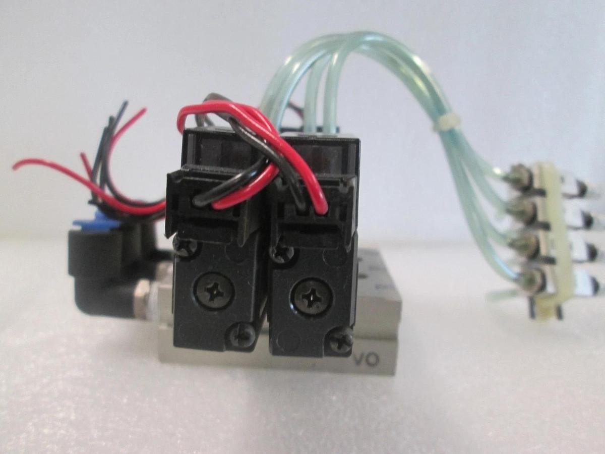 Used SMC, VZ3223, Solenoid Valve Block Assy, 2 Valves, Used