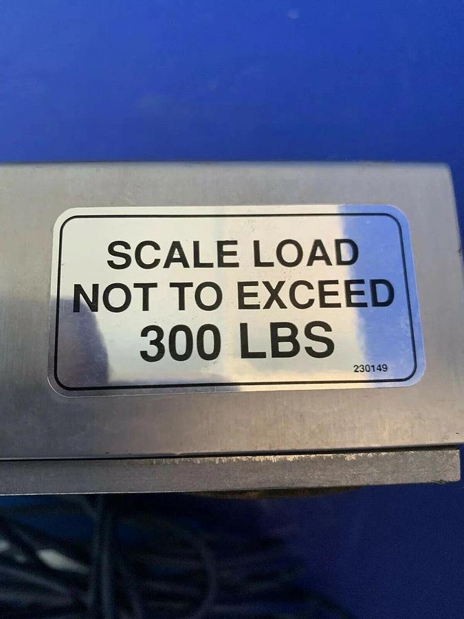Used Millipore GCS-305 Cylinder Scale, 300lb, Used