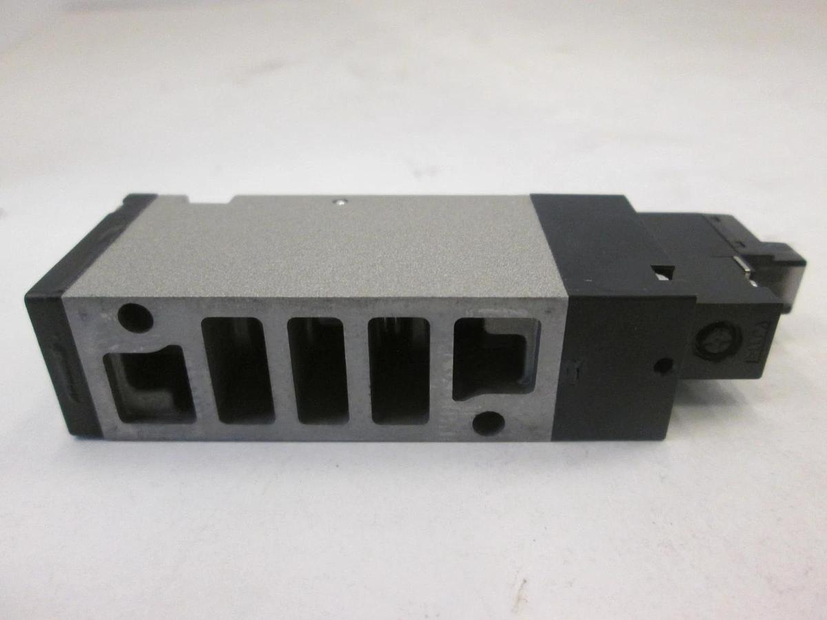 SMC, Solenoid Valve, NVJ7140-5LZ, .15-.7 MPa, New