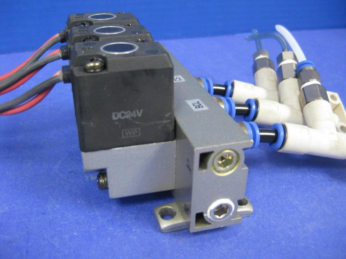 Used SMC VO307 Solenoid Valve Manifold Assembly, with 3 Valves, Used
