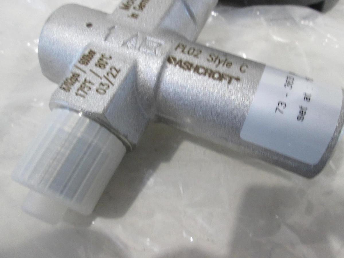 Ashcroft, Duragauge, 4-1/2", 0-160 PSI, Silicone Fill, New