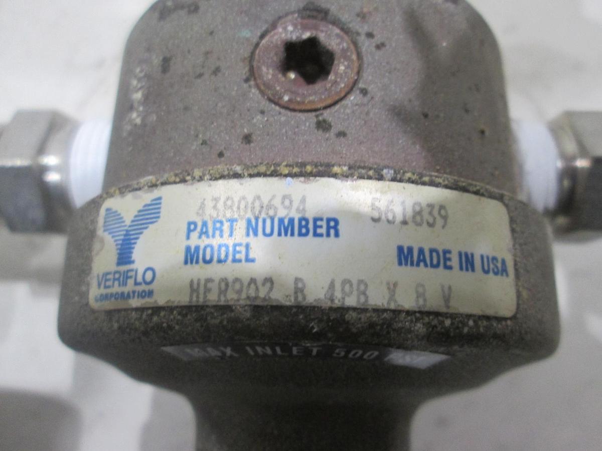 Used Veriflo, HFR902B4PBX8V, Regulator Assy w/ McDaniel 0-160 PSI Gauge, Used