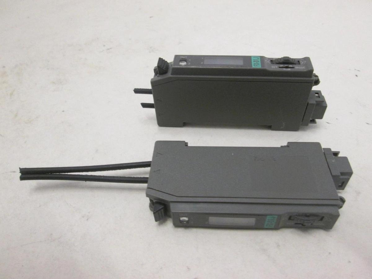 Used Sunx, FX-D1J, Photoelectric Sensor, Used, Lot of 2