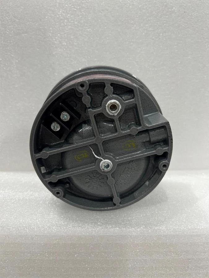 Used Dwyer, Magnehelic Pressure Gauge, 0-6”, 605-S, Used