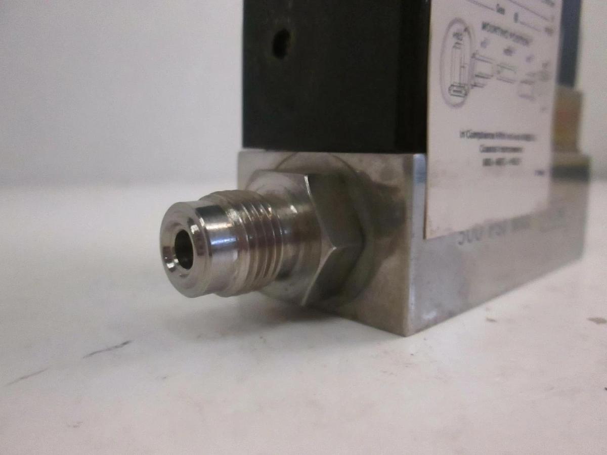 Used Unit UFC-1000 Mass Flow Controller MFC, O2, 10 SLM