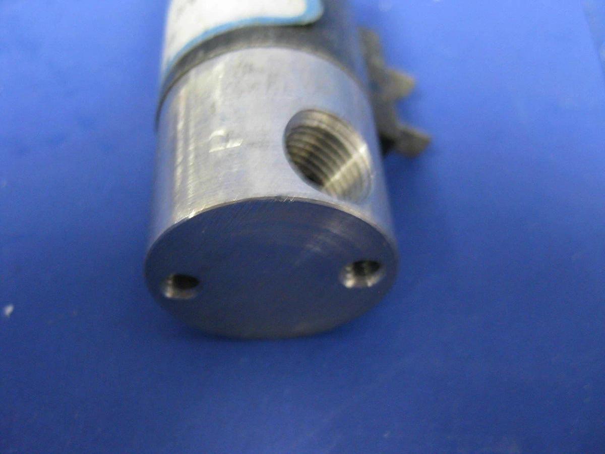 Used Honeywell Skinner B11RX5DN Valve, 1/8' Pipe, 200 psi, Lot of 25 Used