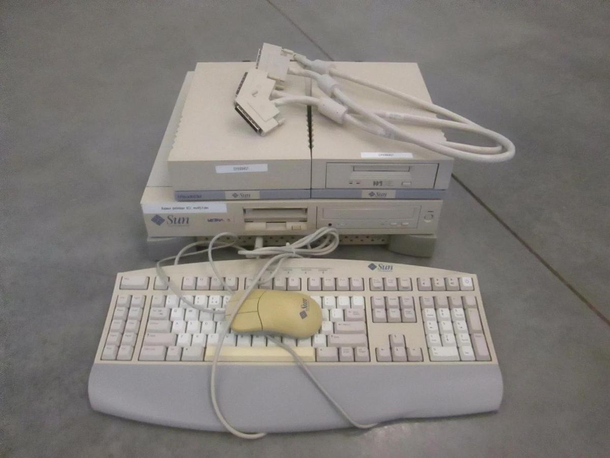 Used Sun Bundle w/ Ultra 5, Keyboard/Mouse, Ultra SCSI and Digital Data Storage,