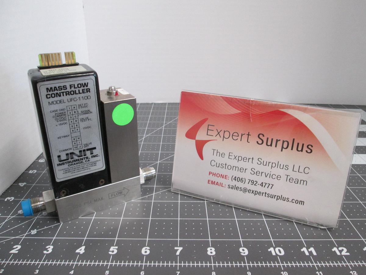 Used UNIT UFC-1100A Mass Flow Controller MFC SiH2Cl2 150 SCCM Dichlorosilane