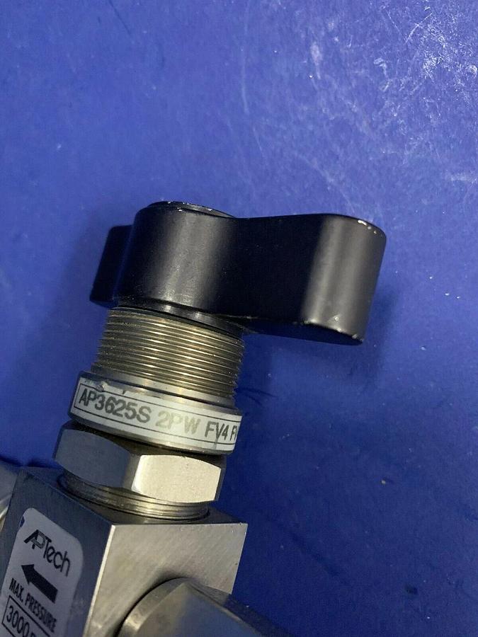 Used APTech AP3625SM 2PW FV4 FV4 Manual Diaphragm Valve, 1/4" FVCR, Used