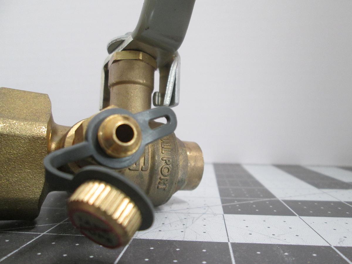 Used Griswold Controls 1/2" L14J 600 WOG Hydronic Coil Piping Isolation Valve P/T Port