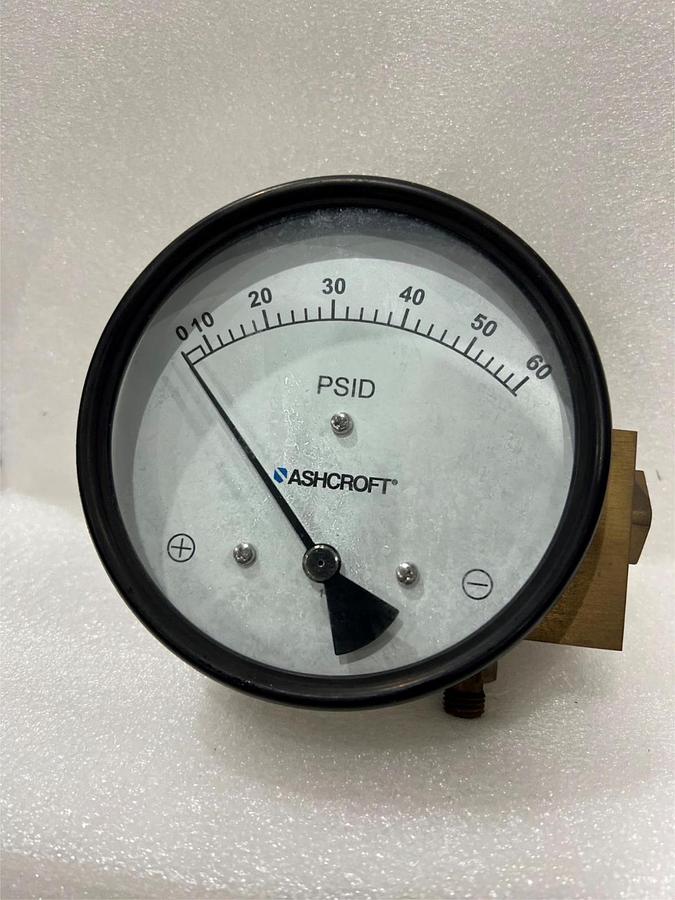 Used Ashcroft, 45-1131-AD-25L-XEM-V4-60# Differential Pressure Gauge 0-60 PSID, Used