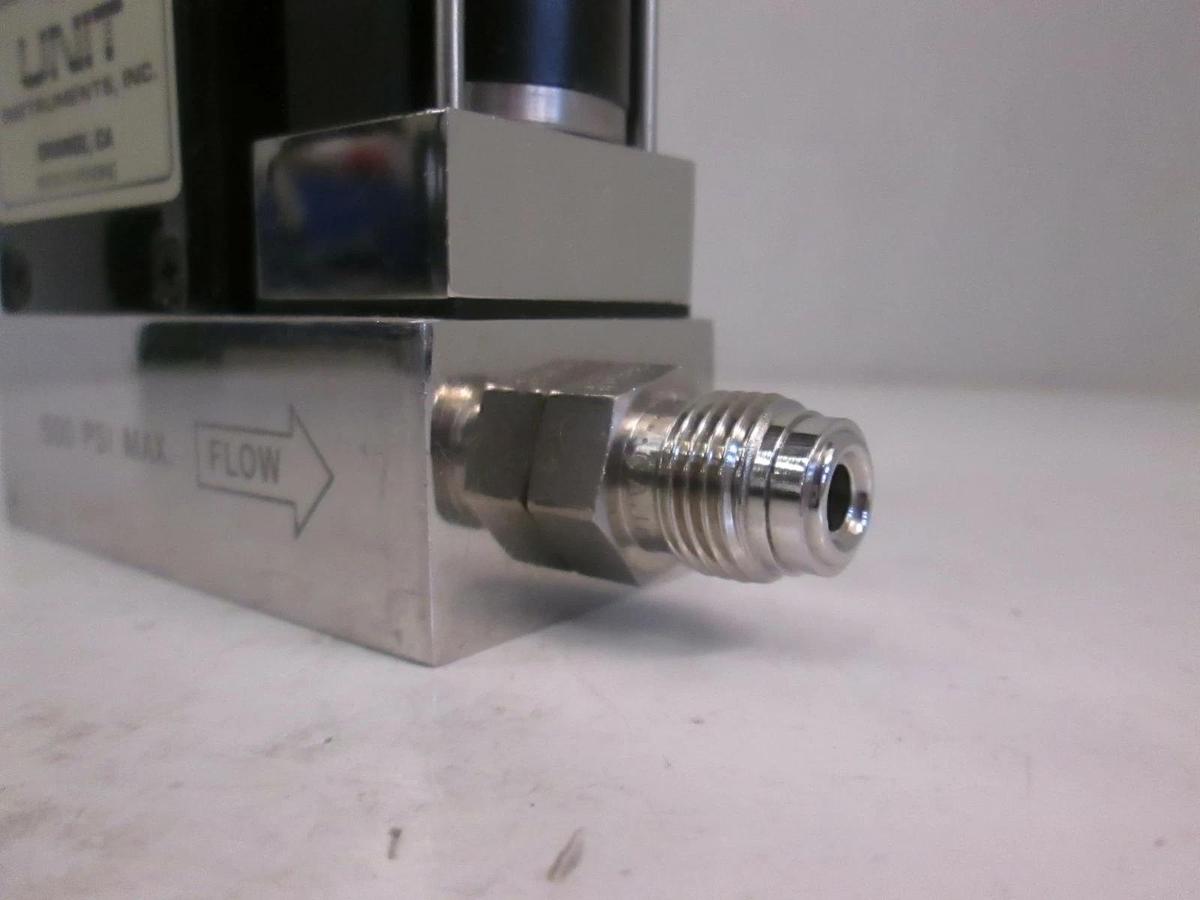 Used Unit UFC-1000 Mass Flow Controller MFC, O2, 50 SCCM