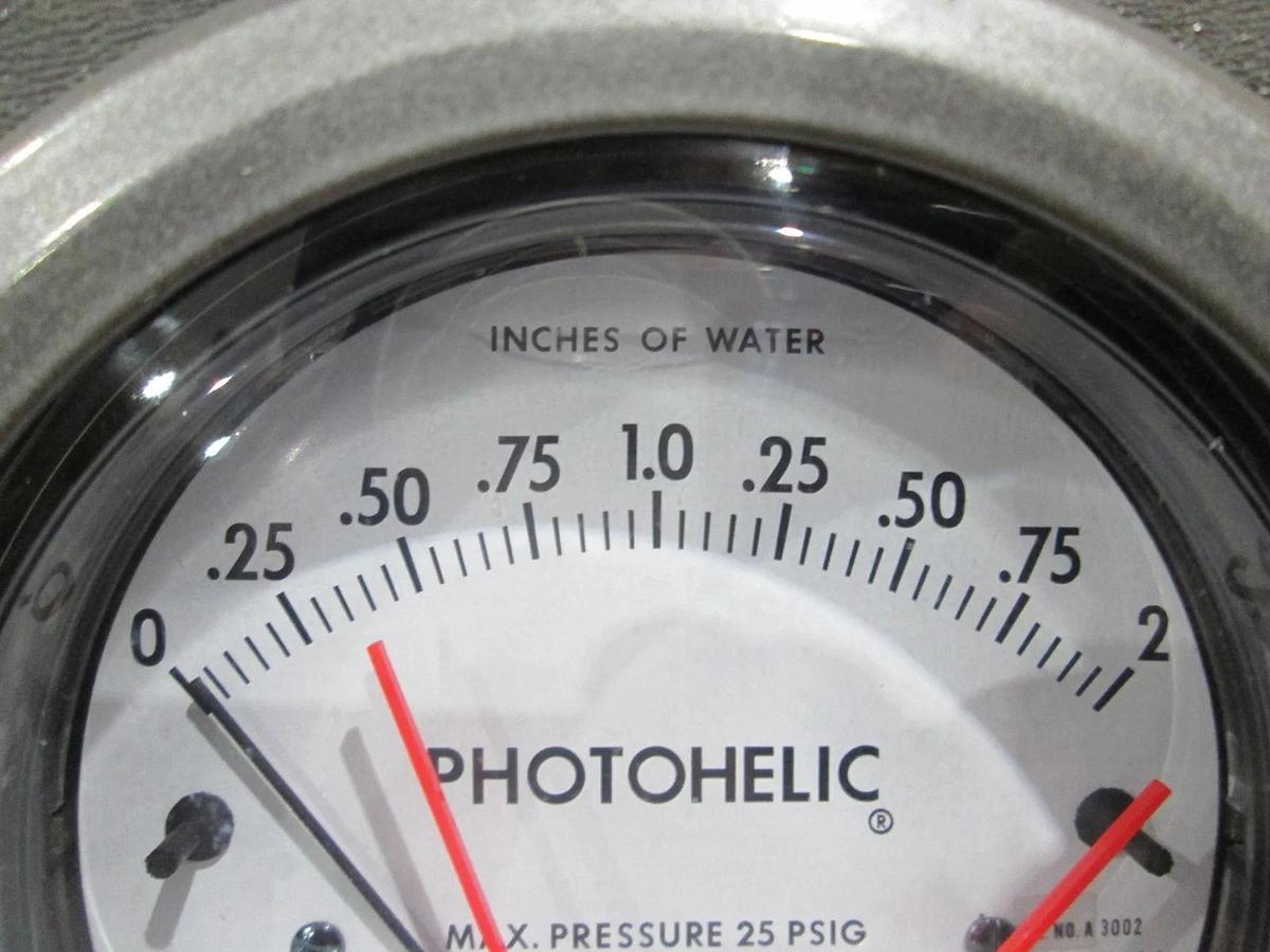 Used Dwyer, Photohelic A 3002 Panel Assy, 0-2 Inches of Water, 25 PSIG, Used