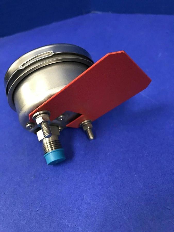 Used Pacific Scientific Gauge 30-0-10 psi / -100-600 kPa, 2.5", 1/4" MVCR, Used