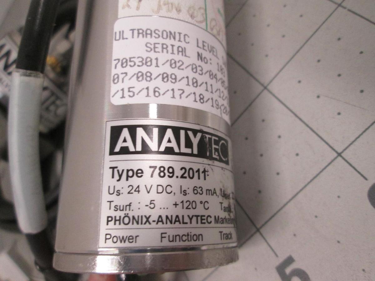 Used Analytec, 789.2011, Ultrasonic Level Switch w/ Ultrasonic Sensor Head, New