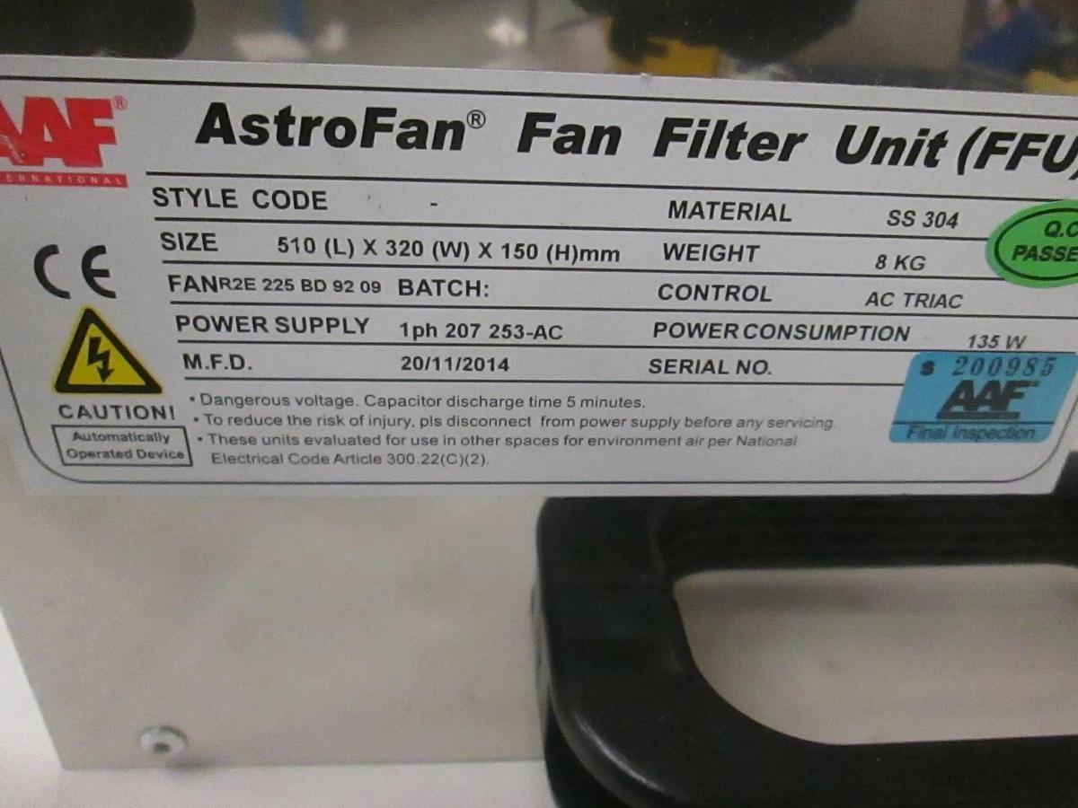 Used AAF International R2E 225 BD 92 09, AstroFan Fan Filter Unit, Used