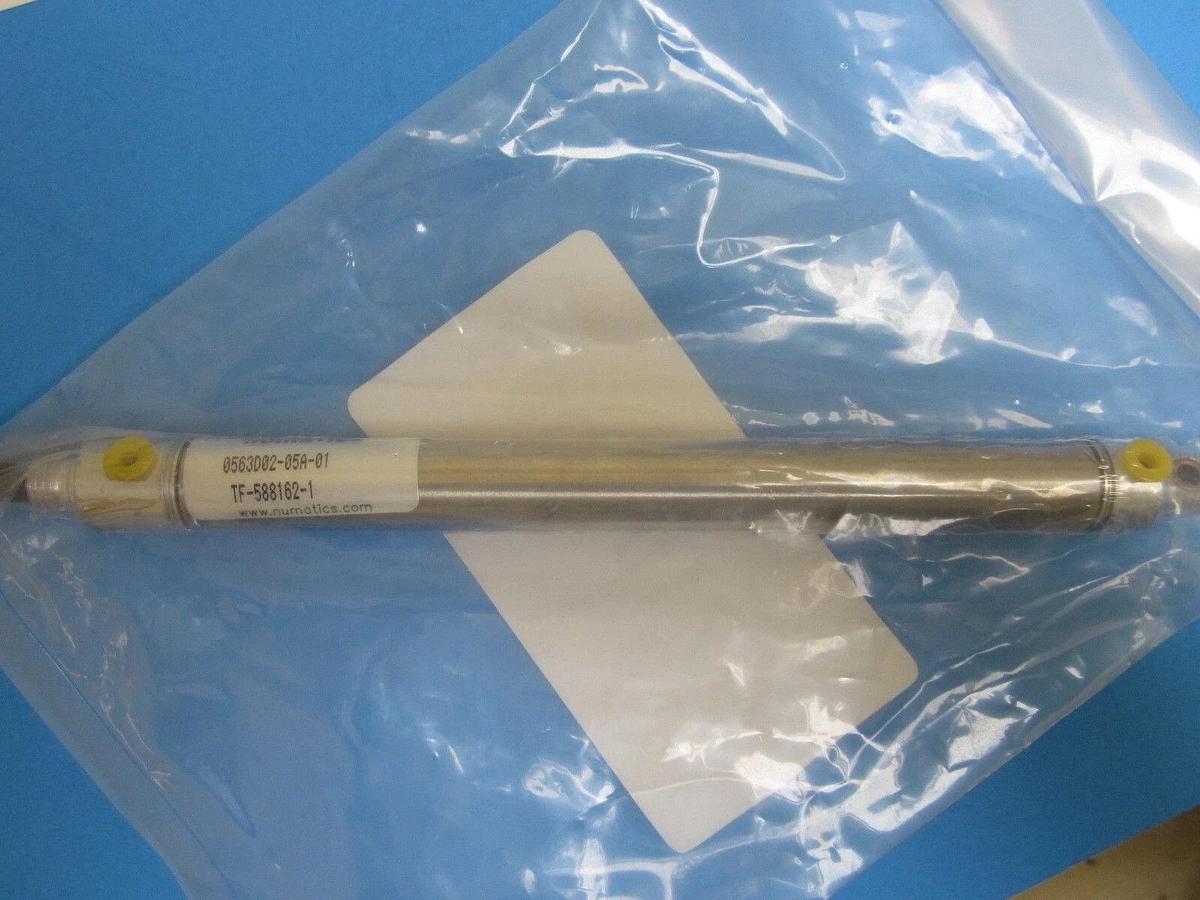 NUMATICS M Series CYLINDER 0563D02-05A-01 9/16" Bore, Double acting rear pivot