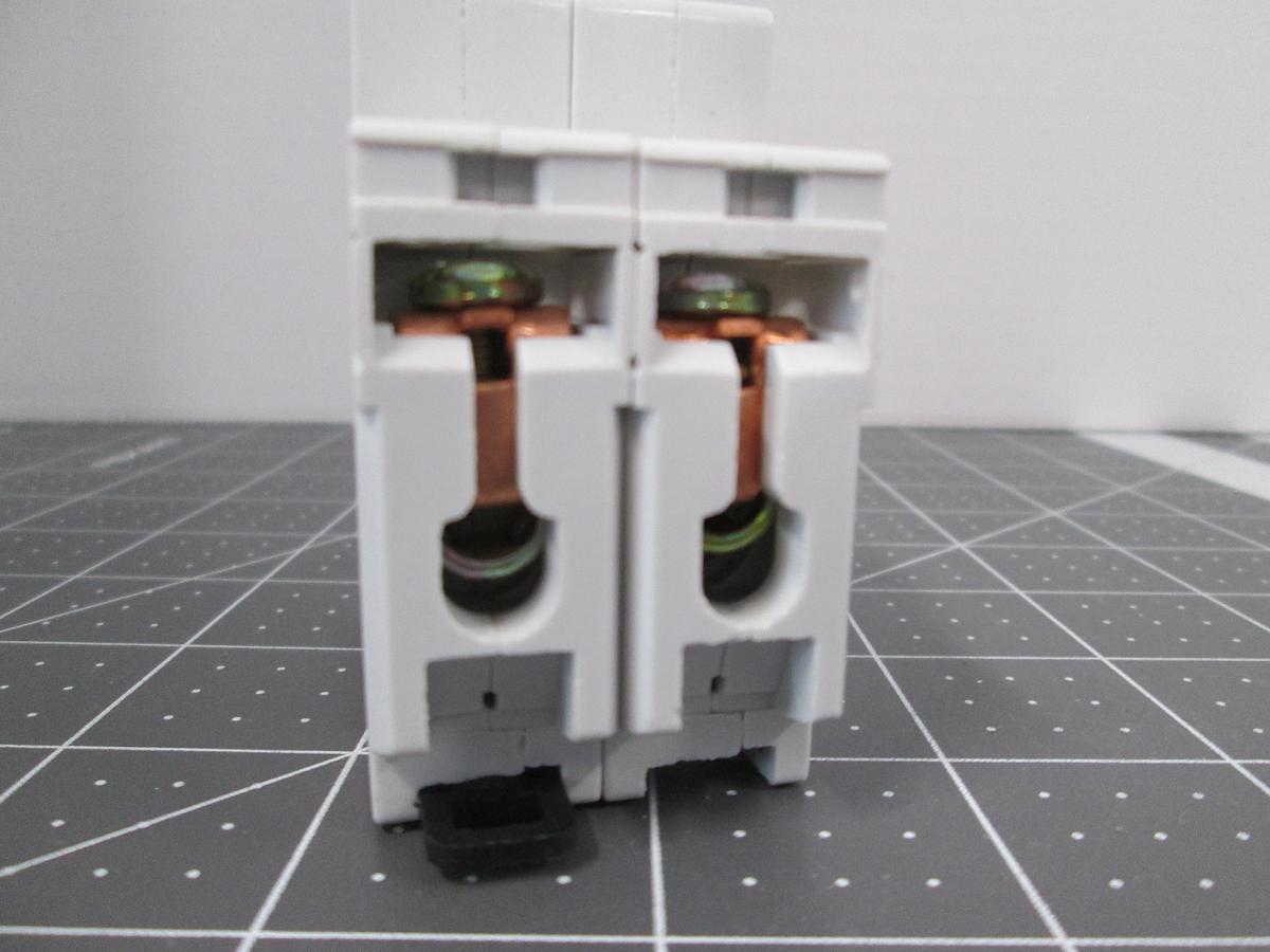 Used ABB, E242, 45A 2 Pole Isolator Switch 240/415V AC22 Double Pole Used