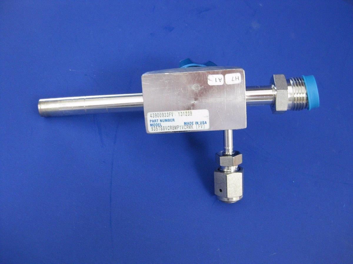 Used Veriflo 935TS8VCR8MP1VCRMK High Flow Valve, High Purity, 1/2"MVCR w/ Purge Port