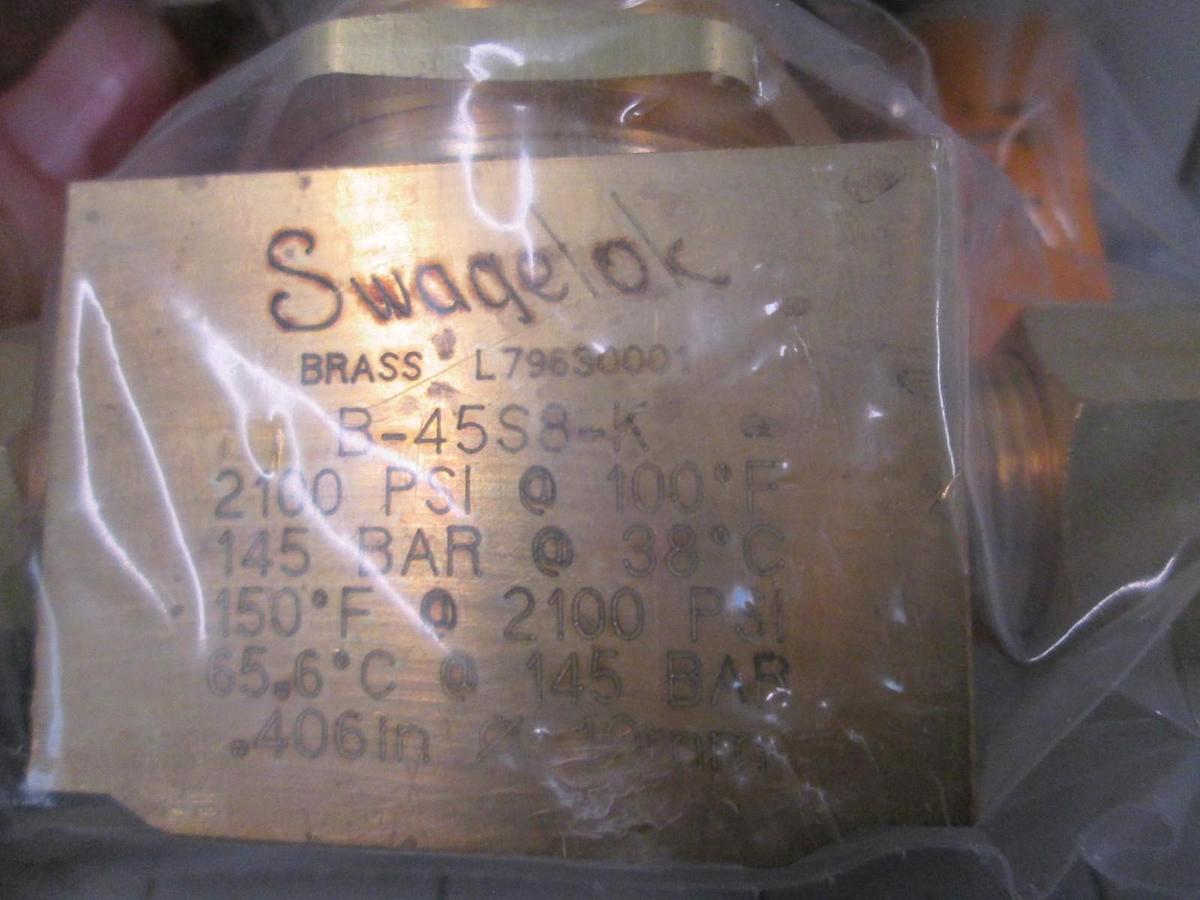 Swagelok, B-45S8-K, Brass Ball Valve, Knob Handle, New