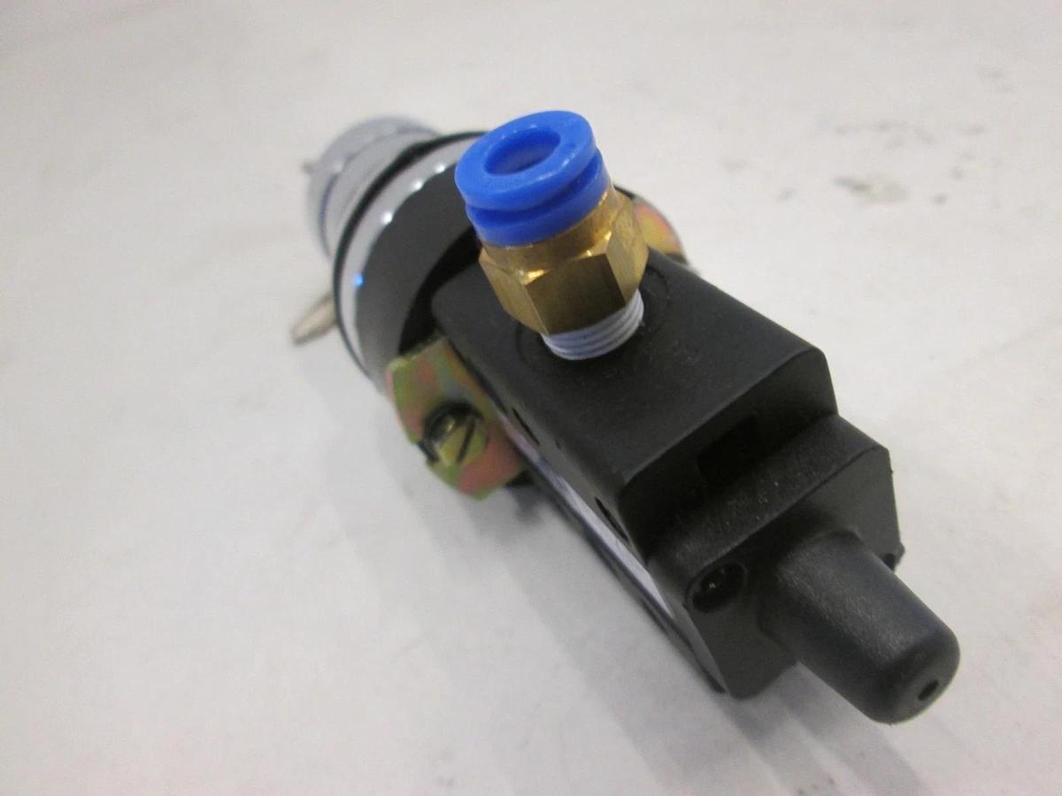 Used Norgren, Manual Piston Spool Valve w/ Keys, 03 0418 02 801, 2-10 Bar, Used
