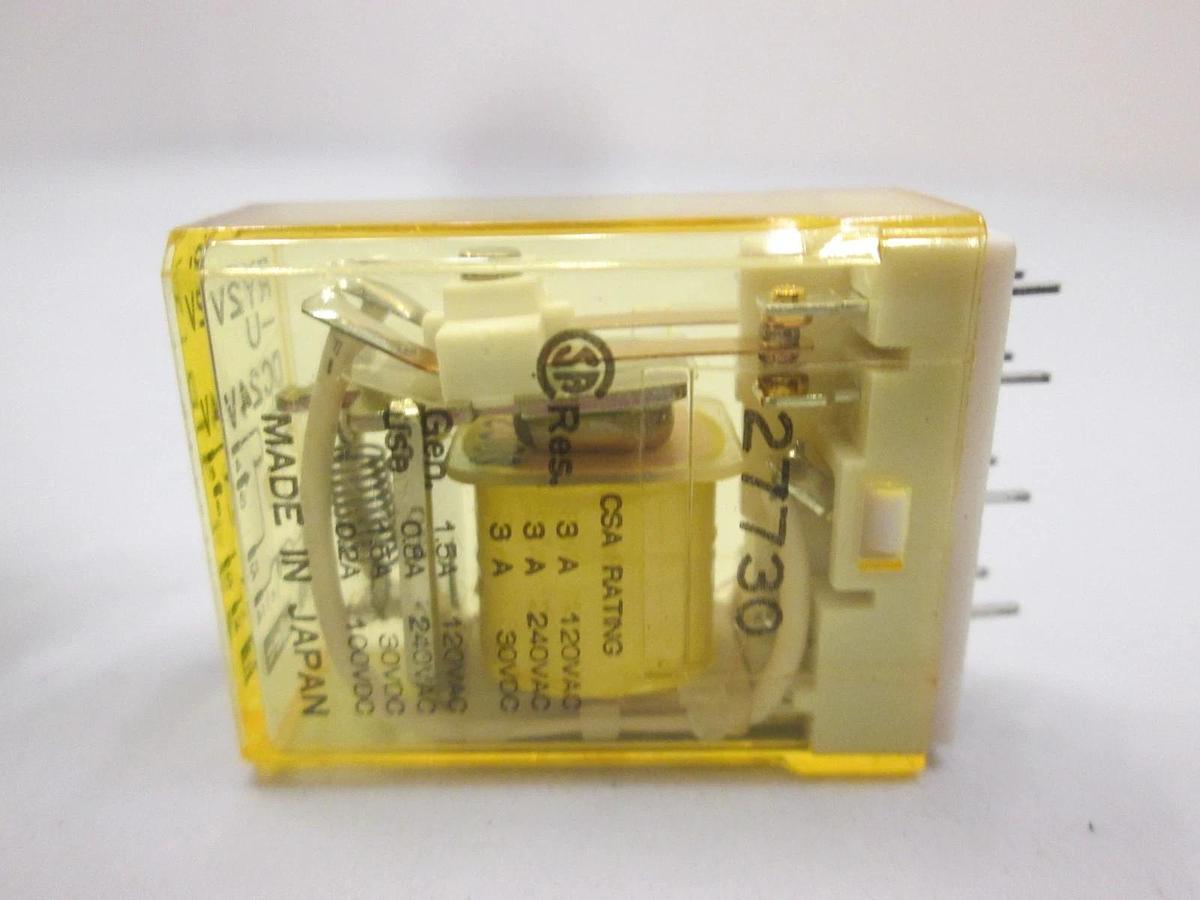 Used IDEC, RY2V-U, DC 24 V Relay, Used
