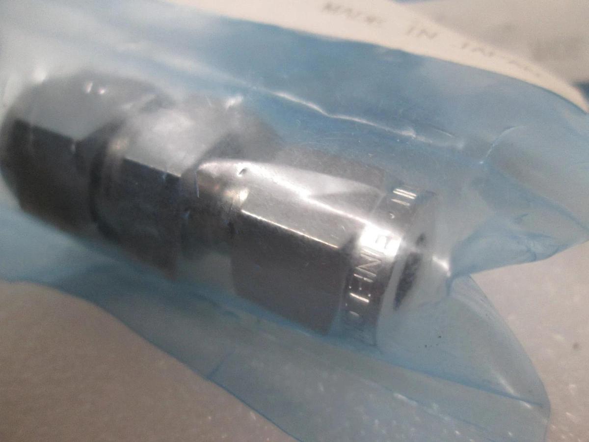Swagelok, F900-F-9, Fitting, 206-7585, New, Lot of 6