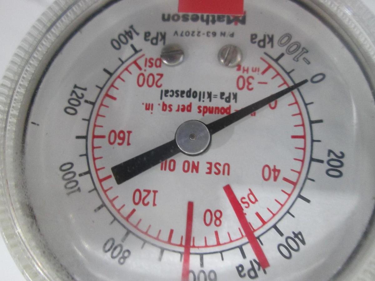Used Veriflo, Gas Regulator Assy w/ -30-0-200 PSI Gauge and Nippon Valve, Used