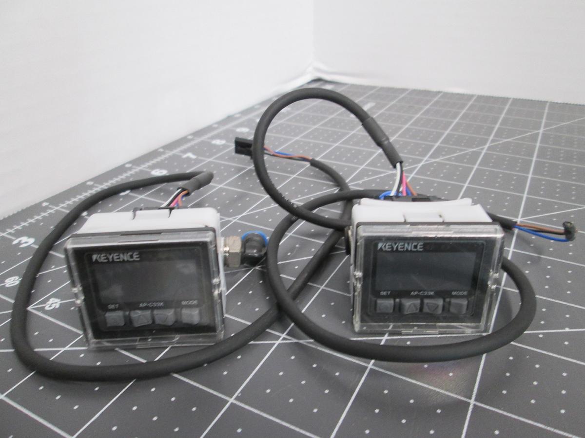 Used Keyence AP-C33K Digital Pneumatic Pressure Sensor Switch Controller Lot of 2