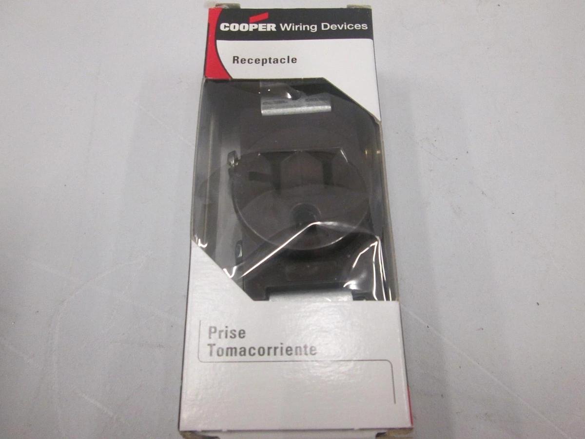 Used Cooper, 1877B-Box, Single Receptacle, 20A, 125V, New