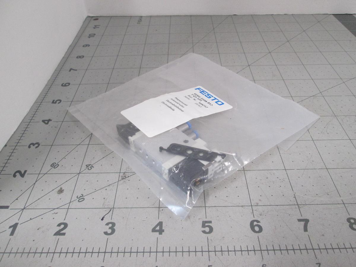 Festo, VUVG-L10A-B52-T-M3-1P3, Solenoid Valve, 1.5-8 Bar, New