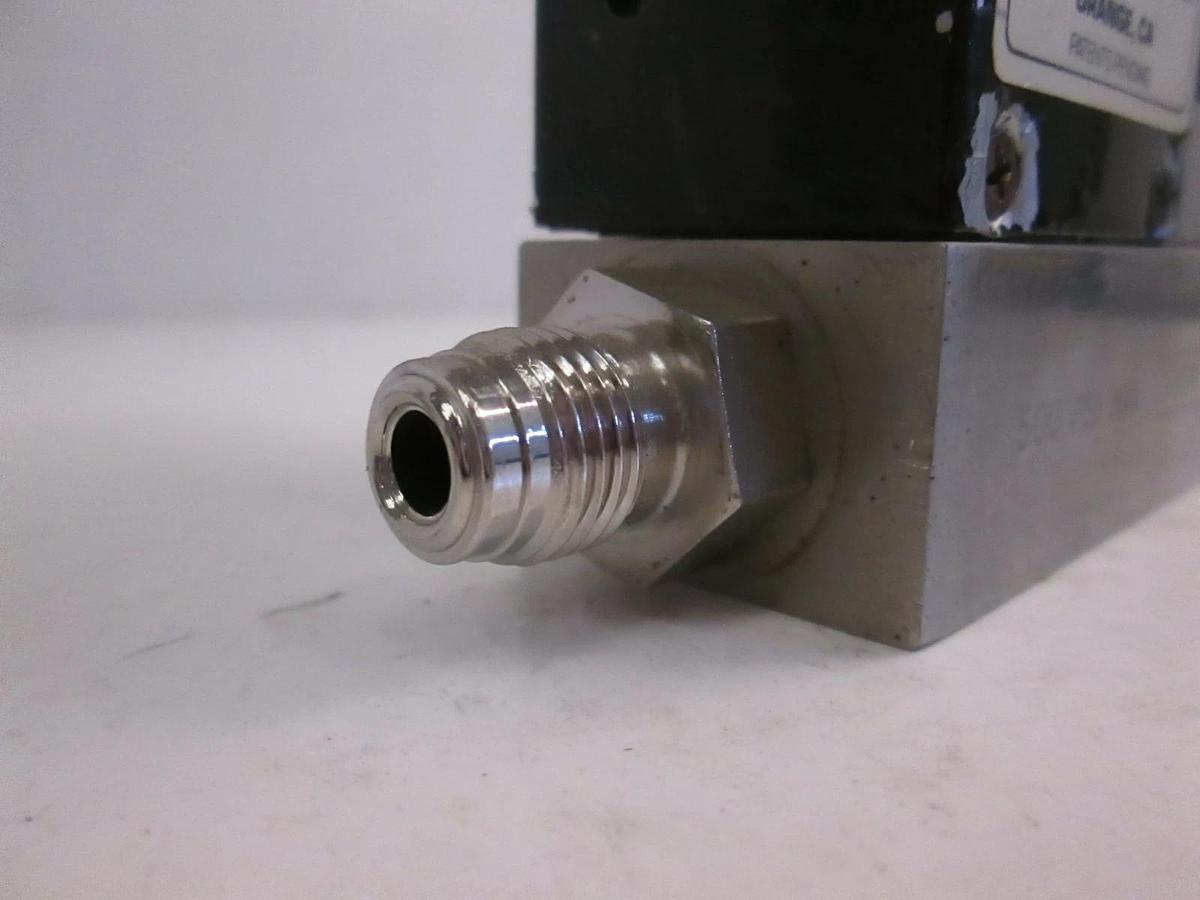 Used Unit UFC-1000 Mass Flow Controller MFC, CHF3, 50 SCCM
