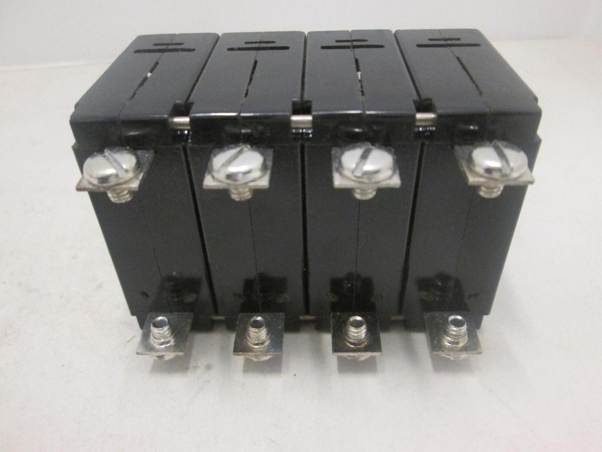 Used Carling Switch, AA4-B0-24-470-3B1-C, CIRCUIT BREAKER 4P, 7AMP, New