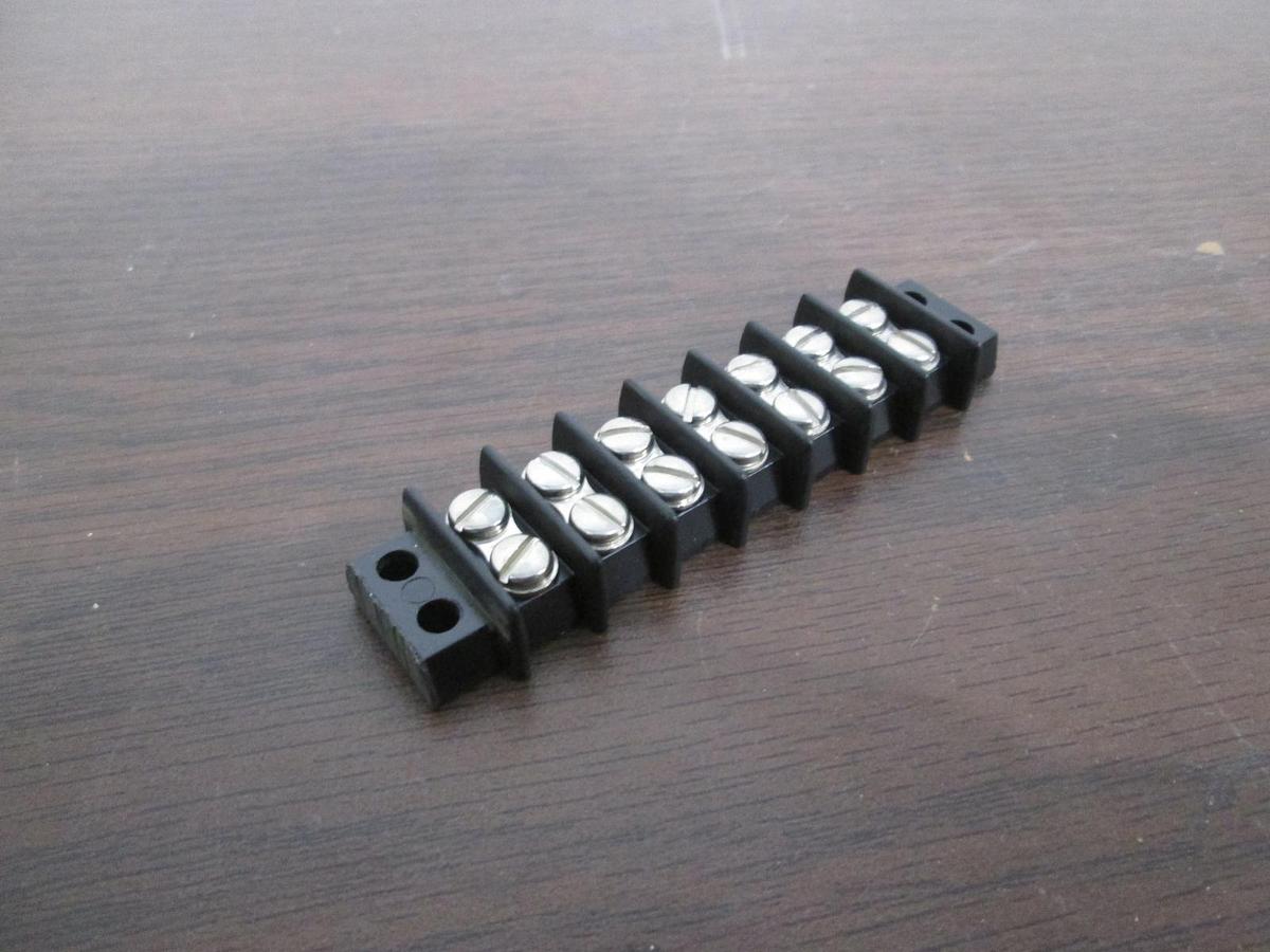 Used Cinch, 7 Position Terminal Block, Used