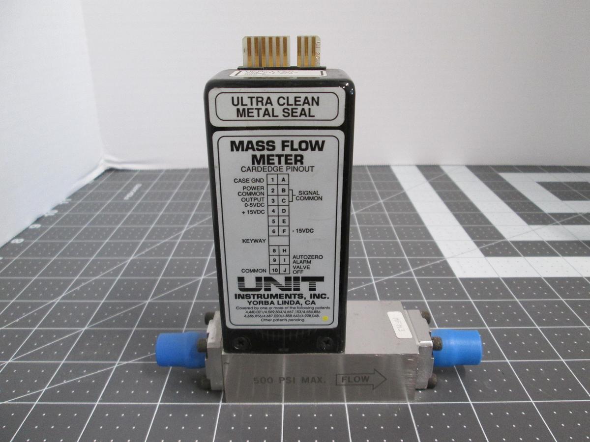 Used UNIT UFM-1160 Mass Flow Controller MFC N2 Nitrogen 1 SLM Semiconductor