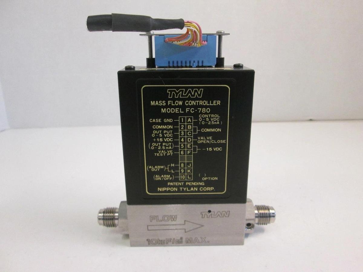Used Tylan FC-780 Mass Flow Controller MFC, 100 SCCM, HCL, 1/4" MVCR