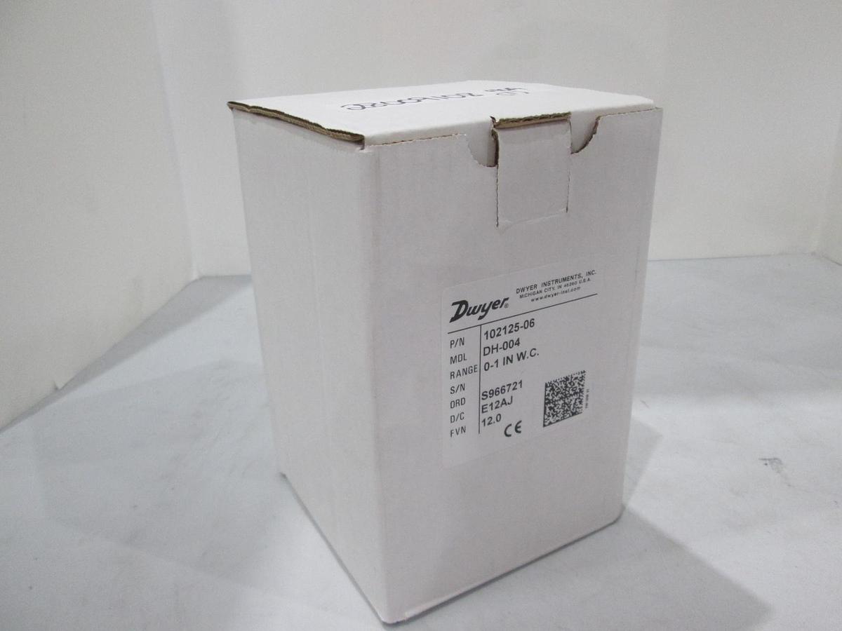 Used Dwyer, DH-004, Digihelic, 0-1 In W.C., New