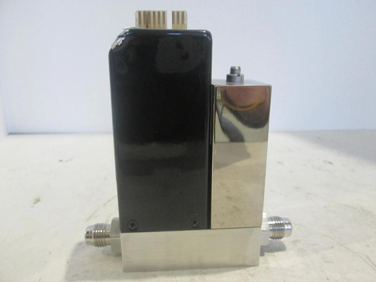 Used Unit, UFC-1500A, Mass Flow Controller, 200 SCCM, SF6, Used