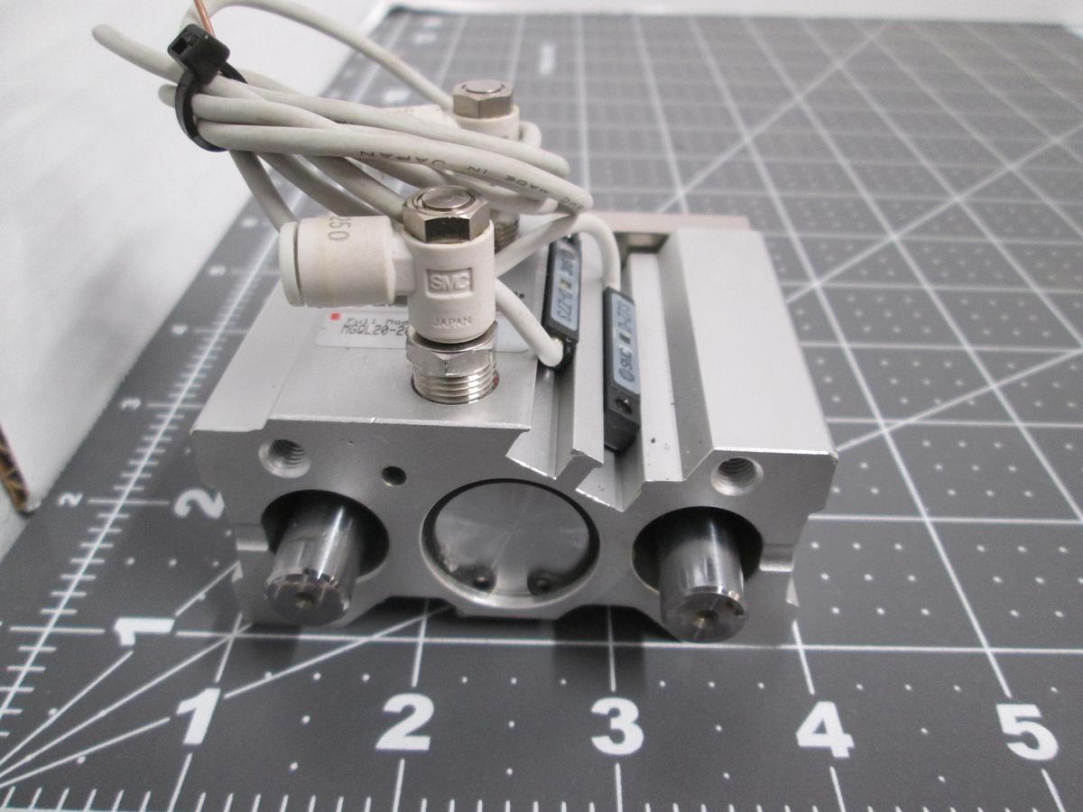 Used SMC MGQL20-20 Guided Cylinder Dual D-Z73 Auto Switches MGQL20-20-Z73L Actuator